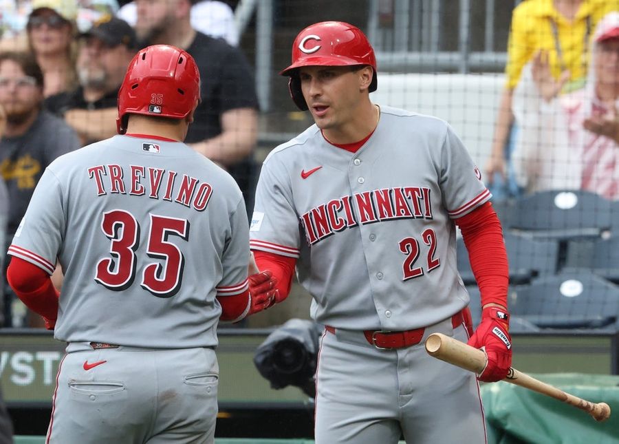 Eugenio Suarez rescues Reds against Pirates with 3-run shot