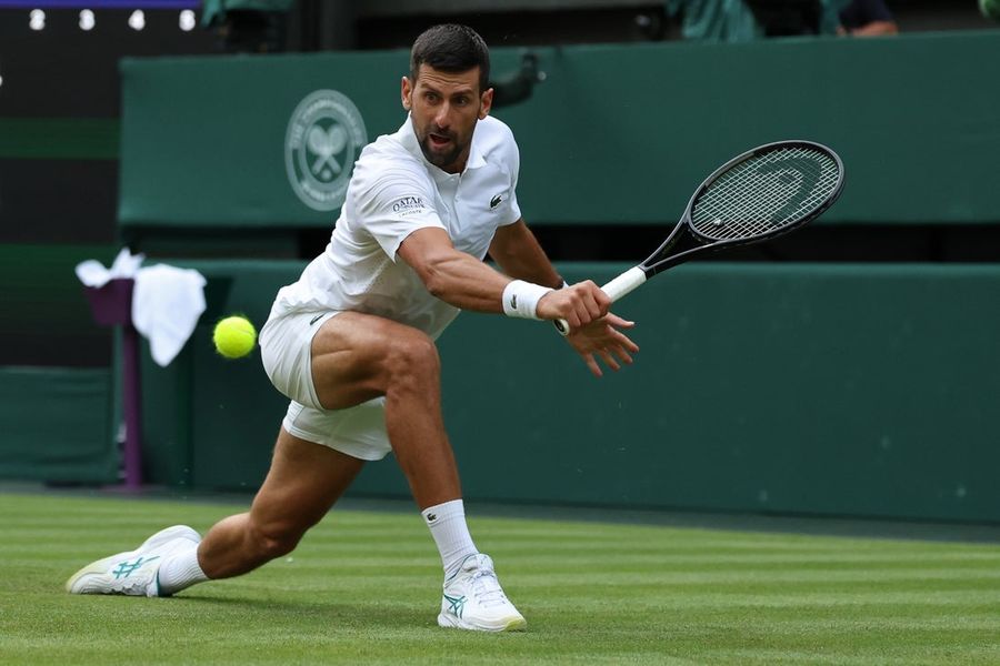 Novak Djokovic dismantles Stefanos Tsitsipas; No. 1 Jannik Sinner moves on