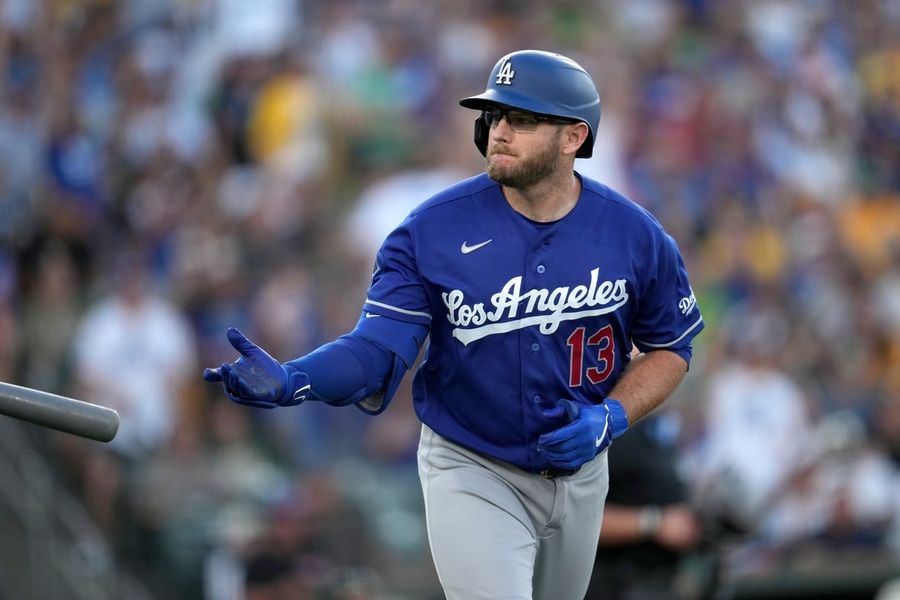 Shohei Ohtani's 3-run shot helps Dodgers overpower Athletics