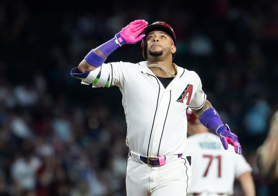 Diamondbacks cruise to win, remain unbeaten vs. Giants