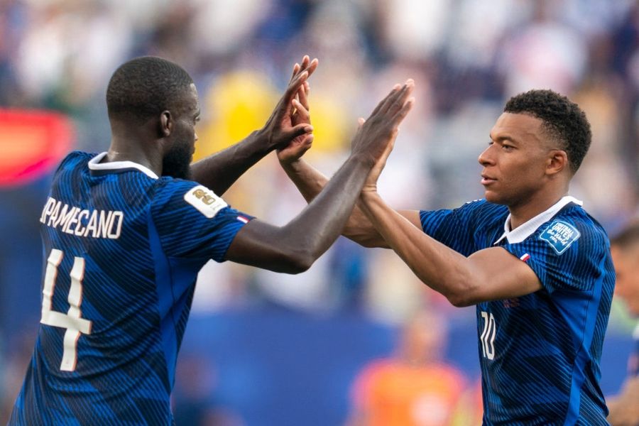 Francia está preparada para afrontar el calor en el partido contra Paraguay.