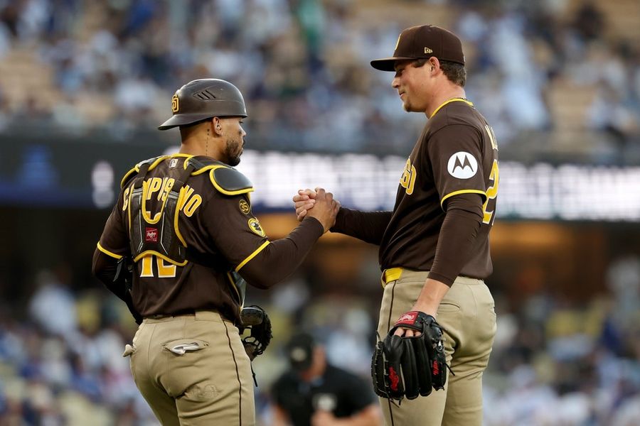 Padres strive to pick up steam in opener vs. Diamondbacks