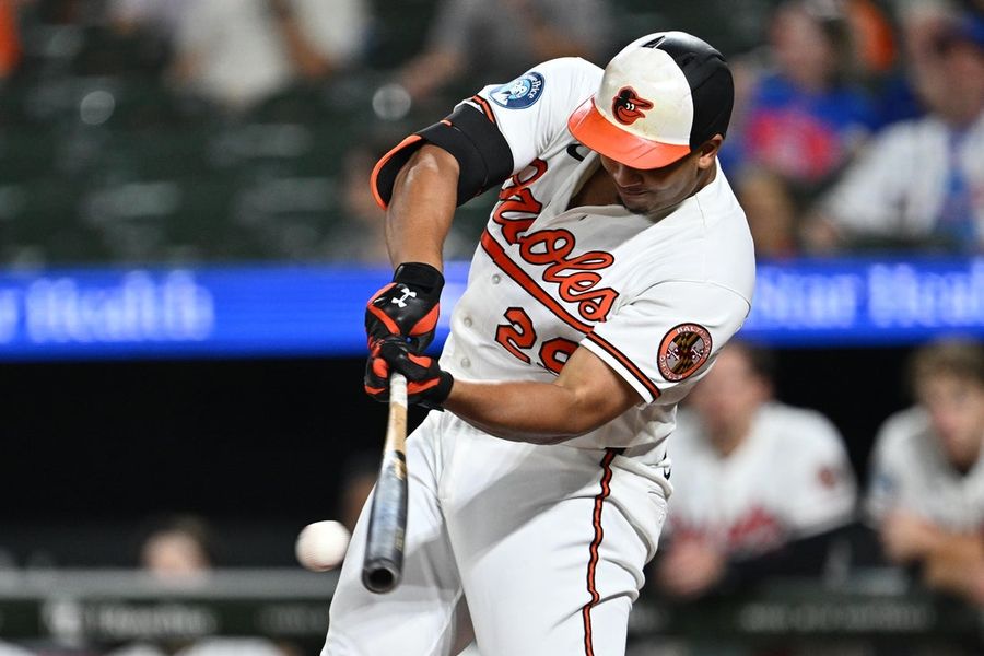 Samuel Basallo powers Orioles past Royals with late HR