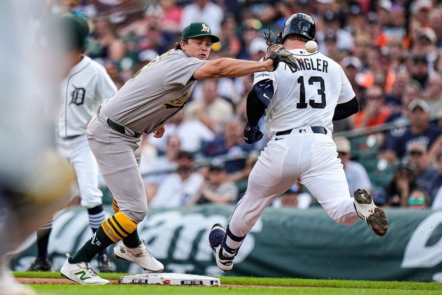 O jogador de primeira base do Oakland A's, Nick Kurtz (polegar), está com problemas físicos e pode perder o Jogo das Estrelas.