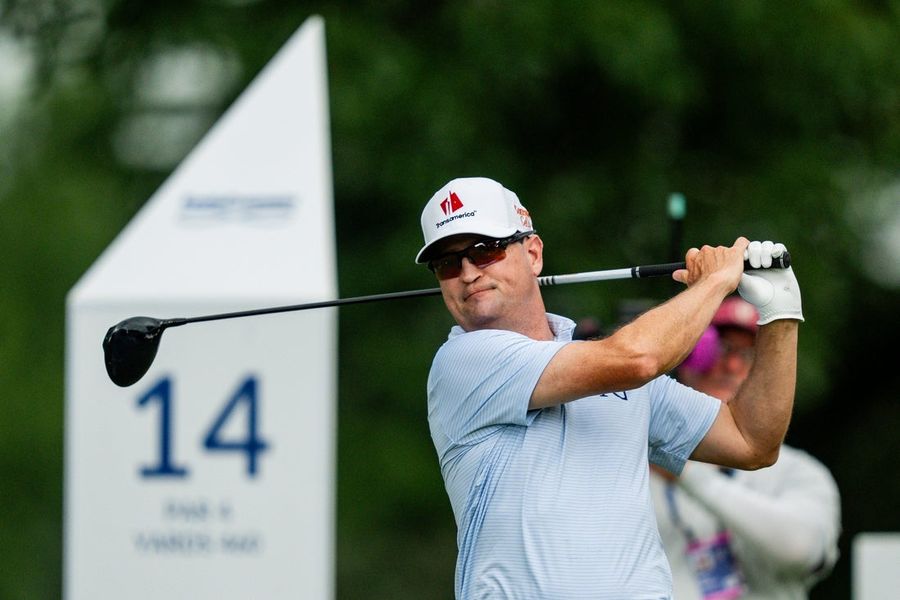 Zach Johnson surges 4 strokes clear entering final round of Kaulig