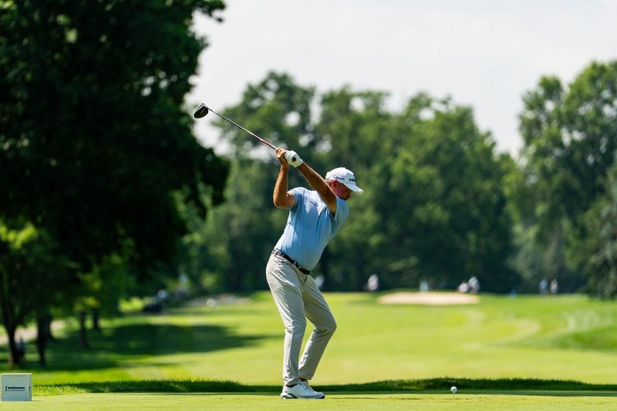 Jerry Kelly ties Cameron Percy atop Senior Open leaderboard