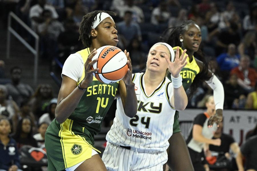 Struggling Storm aim for bright spot with visit to Fever