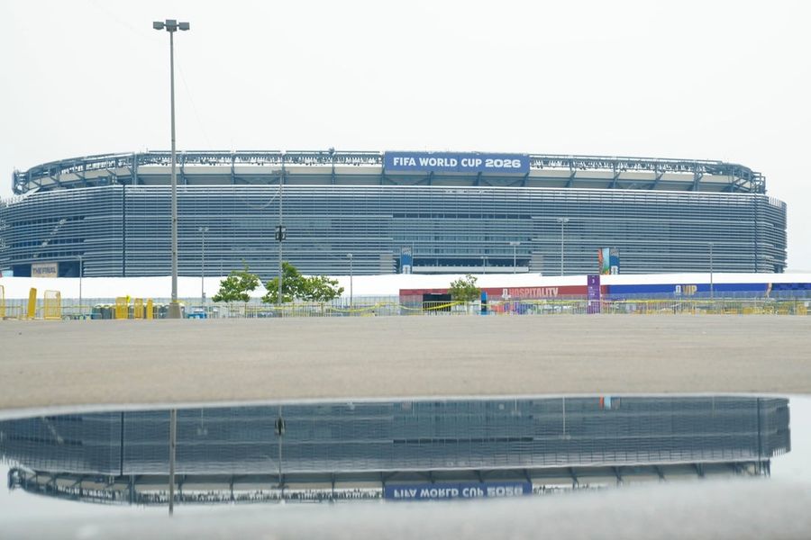 Air quality alerts not yet threat to World Cup final