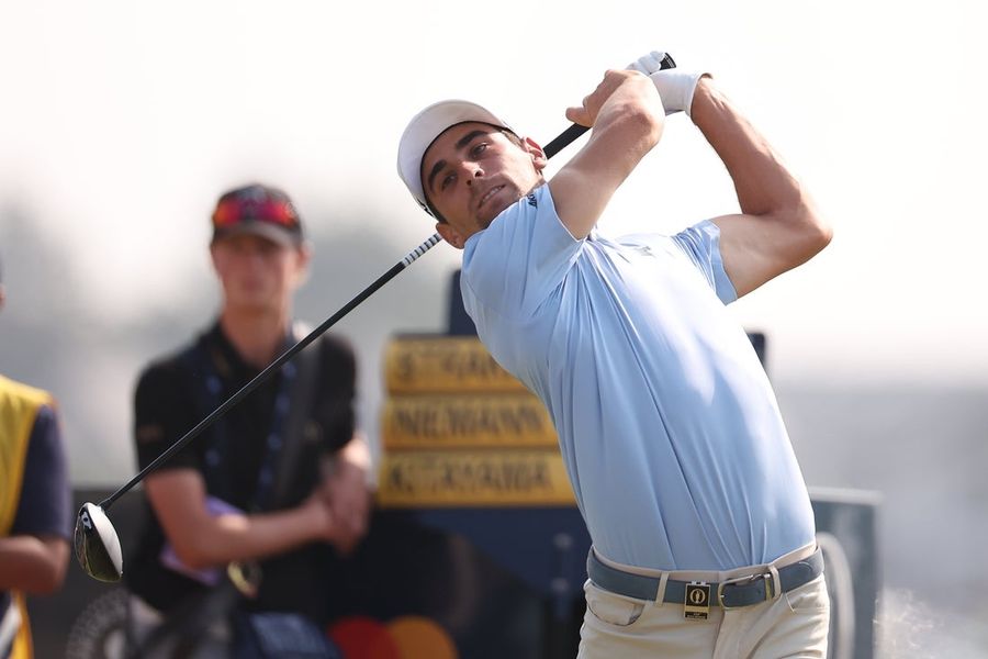 Joaquin Niemann opens LIV Golf New York with 64 for 2-shot lead