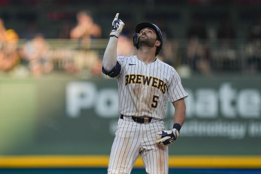 Garrett Mitchell, Brewers bid to add to Marlins' recent woes
