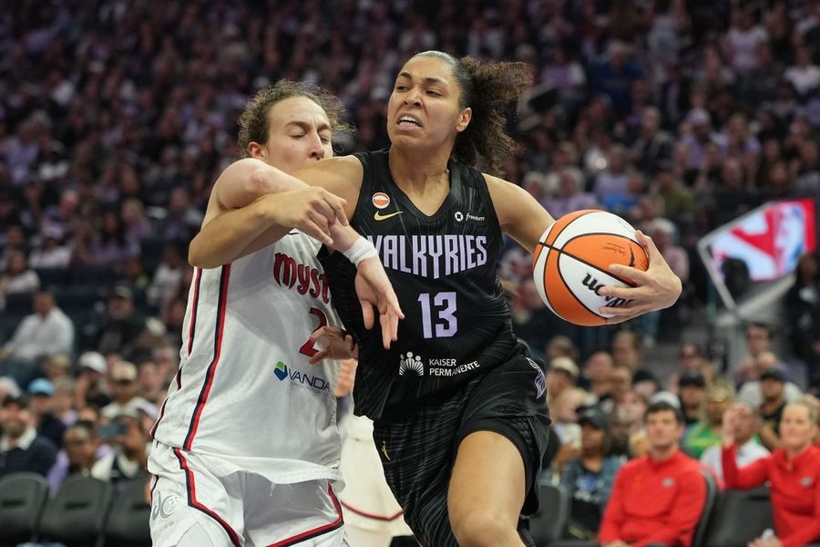 Gabby Williams scores 18 as Valkyries top Mystics for 9th straight win