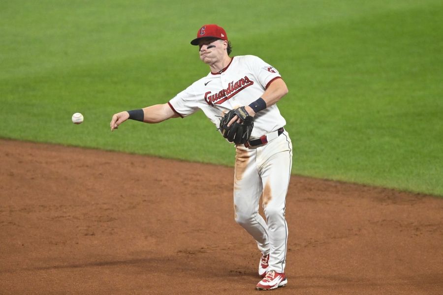 Guardians' Travis Bazzana slams walk-off HR for DH split vs. Pirates
