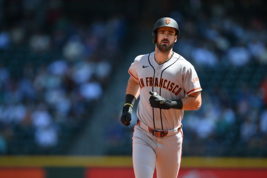 Luke Raley comes through in pinch, helps Mariners beat Giants