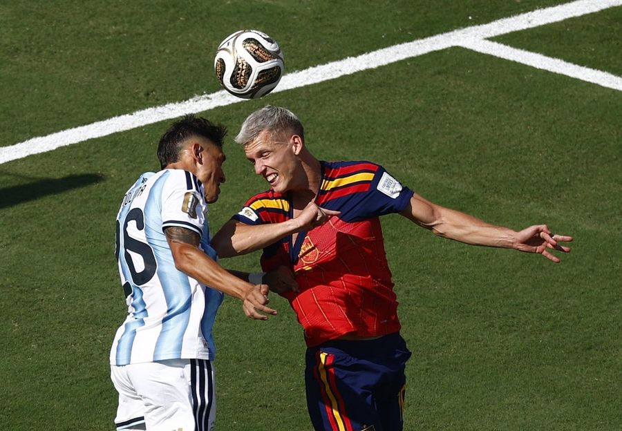 Dani Olmo claims Argentina assistant lying about reason for shove