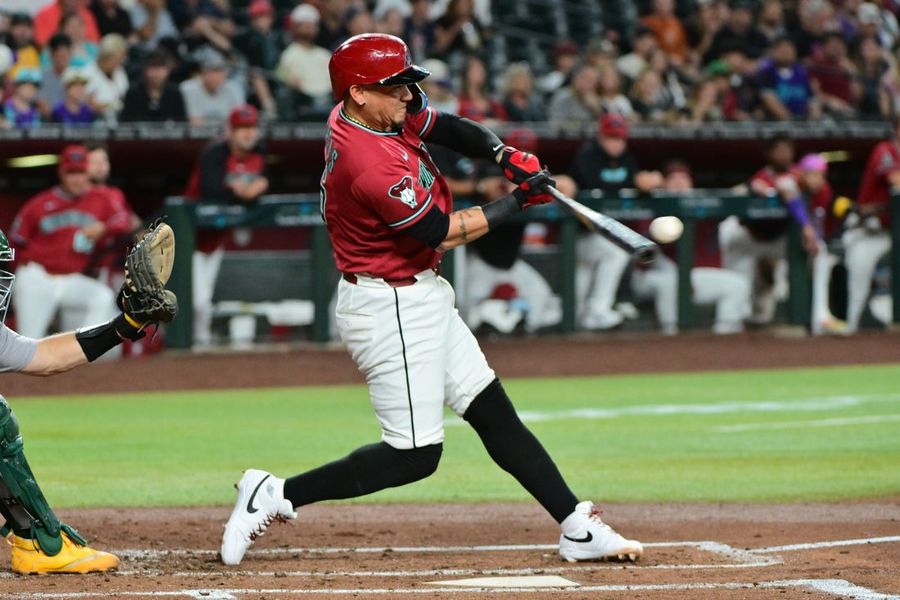 Ildemaro Vargas, Diamondbacks chase series win vs. A's