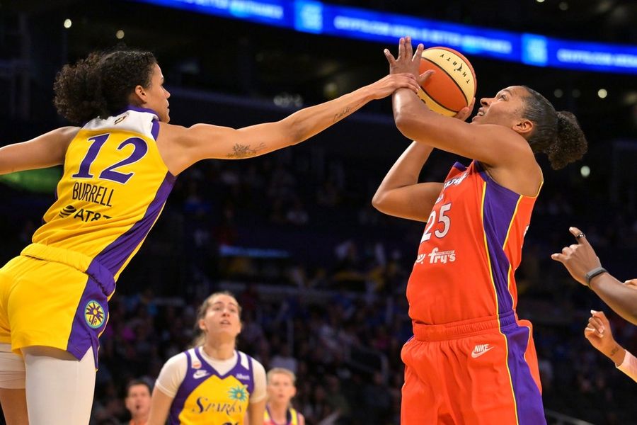 Kahleah Copper nets 21 as Mercury hold off slumping Sparks 
