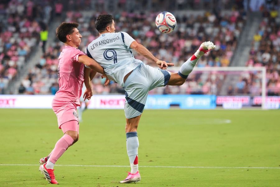 Late Inter Miami strike ruins Robert Lewandowski's Fire debut