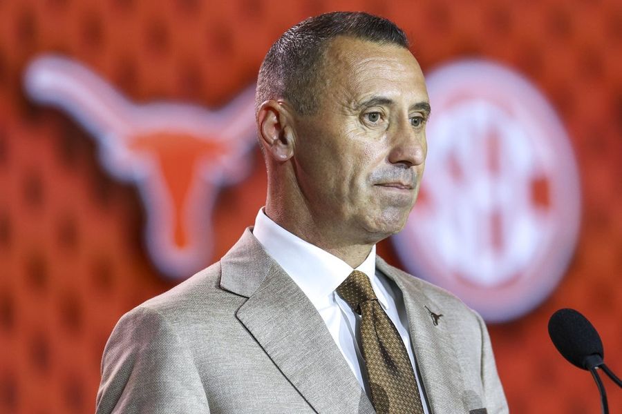 Texas LB Ty’Anthony Smith dismissed from program