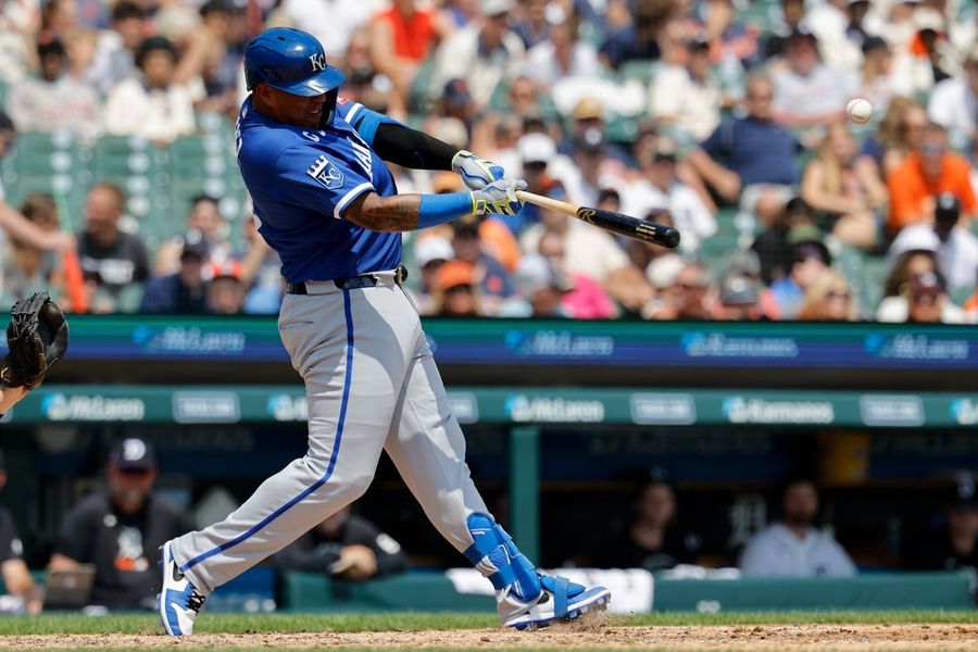 Slugging Salvador Perez, Royals go for road series split against Tigers