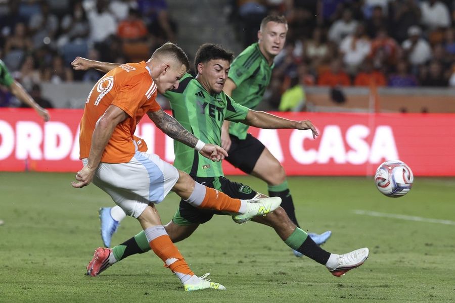Surging Dynamo out to avoid letdown vs. last-place Sporting KC