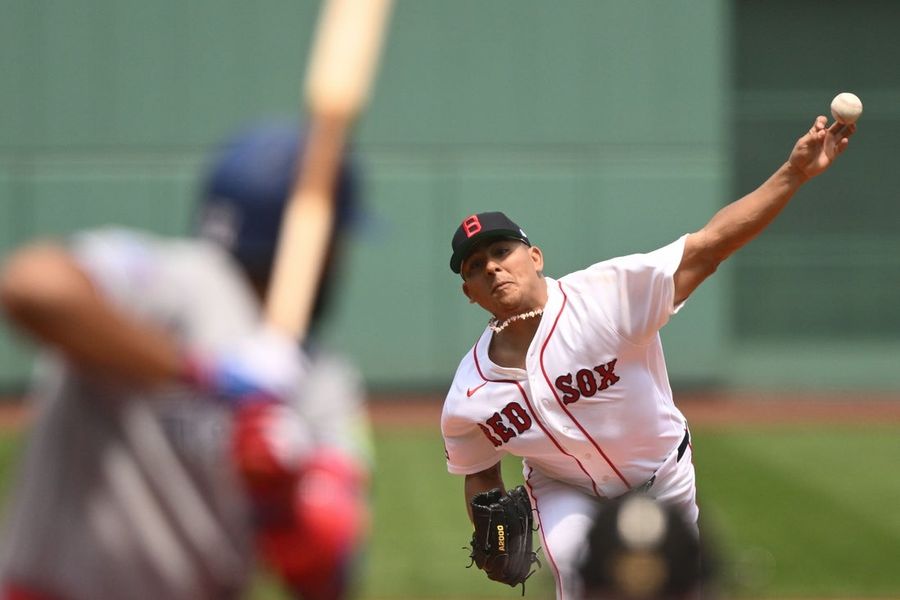 Red Sox tackle Blue Jays to secure sixth straight series win
