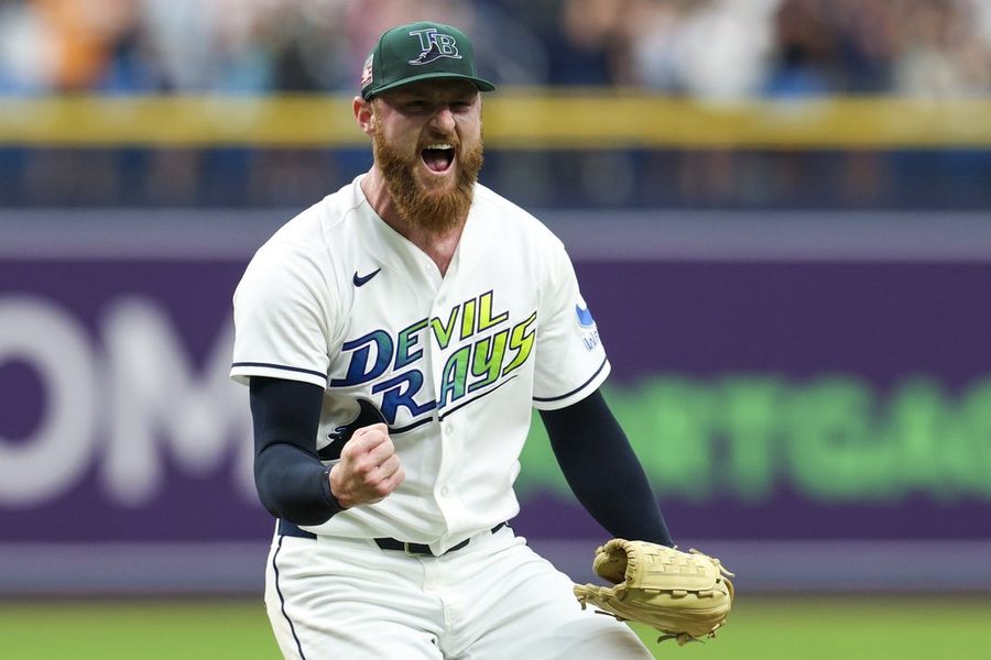 Rays, Rangers open clash of AL division leaders