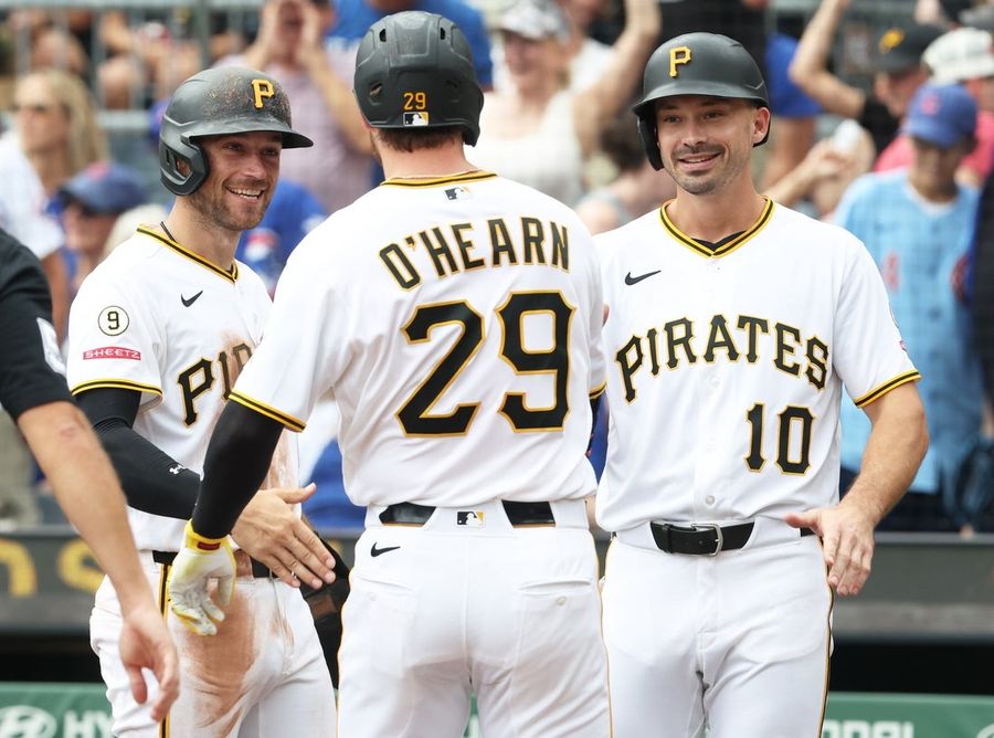 Birthday boy Ryan O'Hearn leads Pirates past Cubs