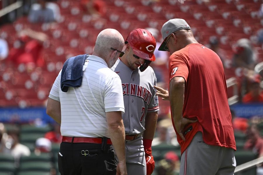 Reds place Spencer Steer (wrist) on 10-day IL