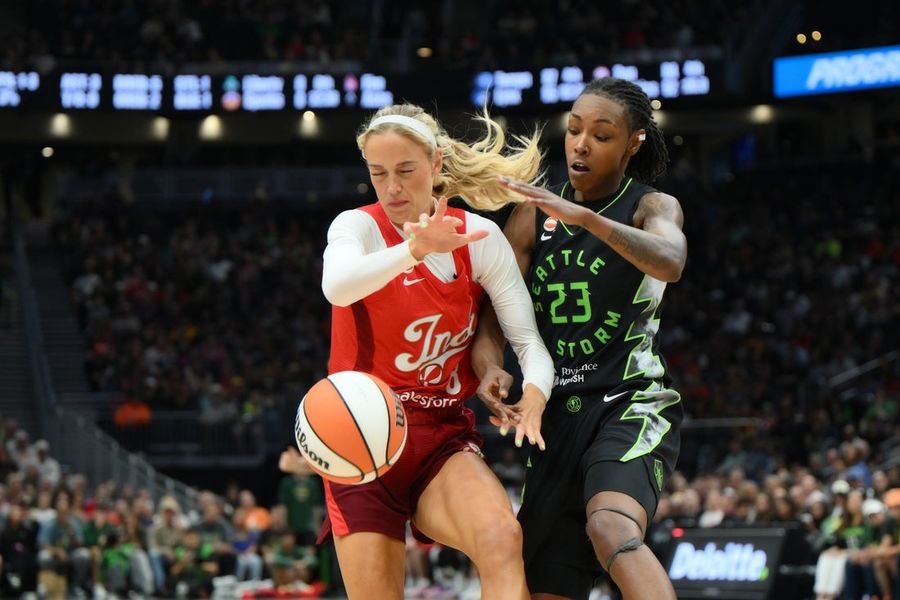 Caitlin Clark's 32 points help Fever take down Storm