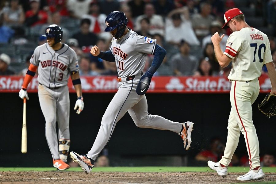 Yainer Diaz, Astros overtake Angels, cap series sweep