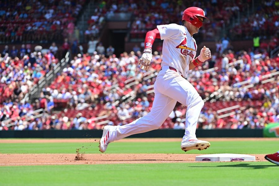 Cubs push across 2 runs in 10th to continue Cardinals' slump