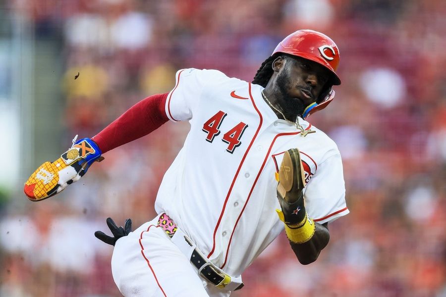 Elly De La Cruz sparks Reds' walk-off win over Pirates