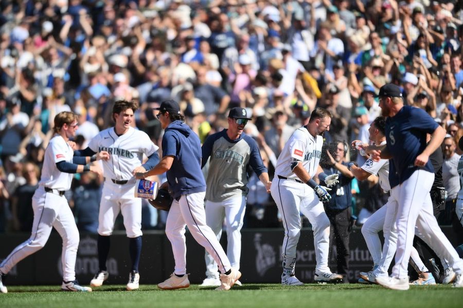 Após uma vitória "enorme", os Mariners lutam pela vitória na série contra os Twins.