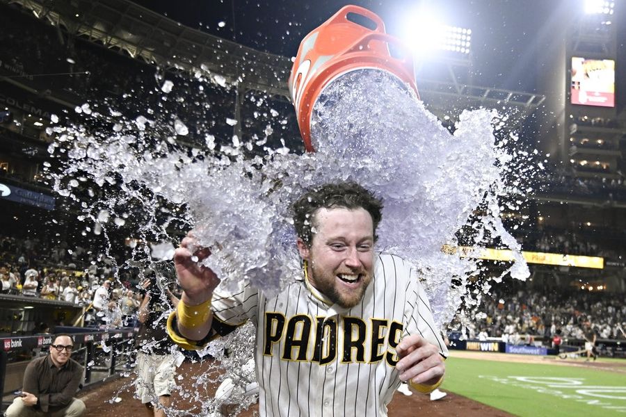 Os Padres buscam vencer a série contra os Giants, que jogarão fora de casa.