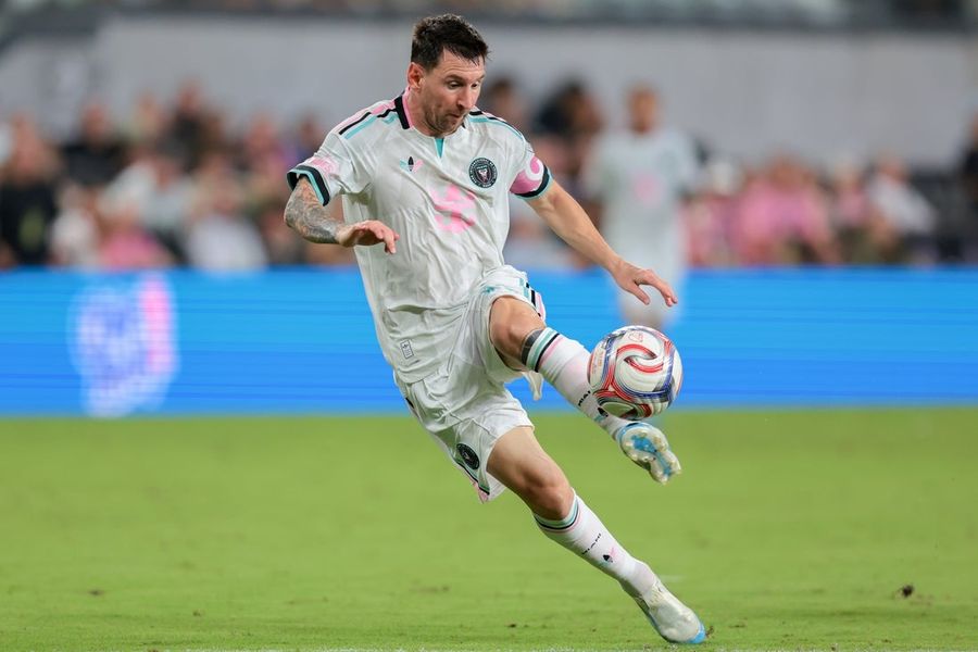 Argentine football prez: Lionel Messi alone will decide when to retire