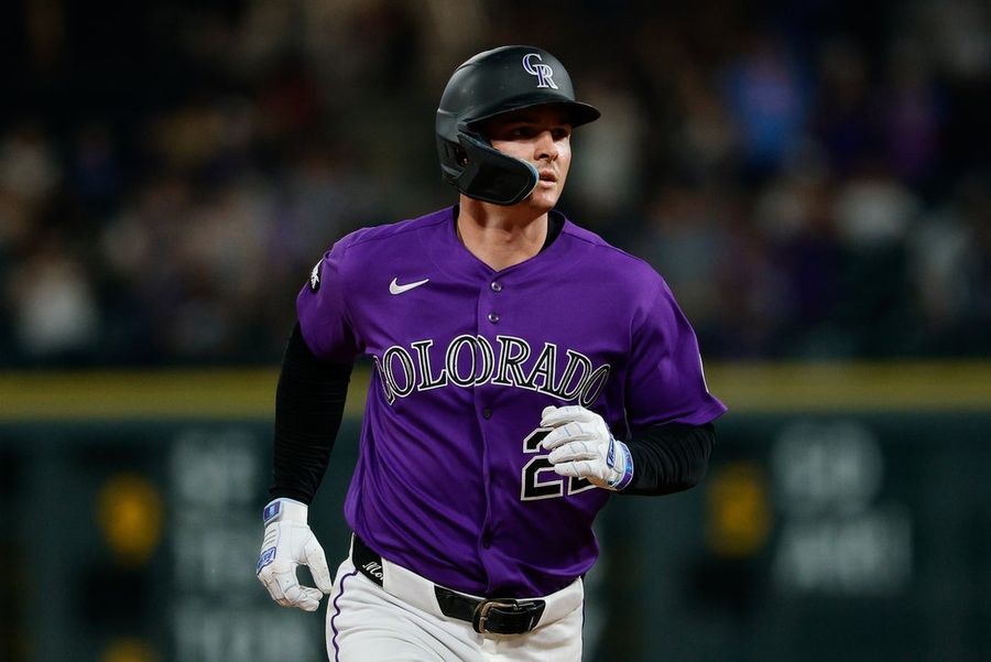 Mickey Moniak agrees to two-year, reported $16.5M extension with Rockies