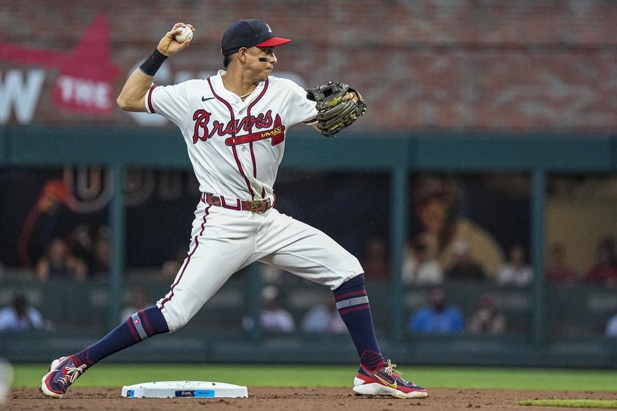 Os dois home runs de Ronald Acuña Jr. levam os Braves a uma varrida sobre os Marlins.