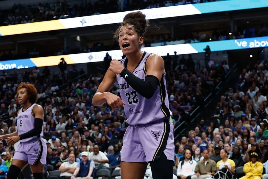 Sparks look to build momentum against surging Valkyries