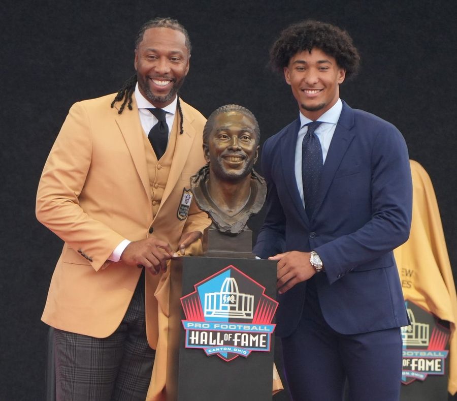 Cardinals adding WR Larry Fitzgerald to Ring of Honor