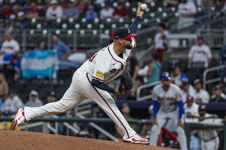 Martin Perez puts up more zeros as Braves blank Mets