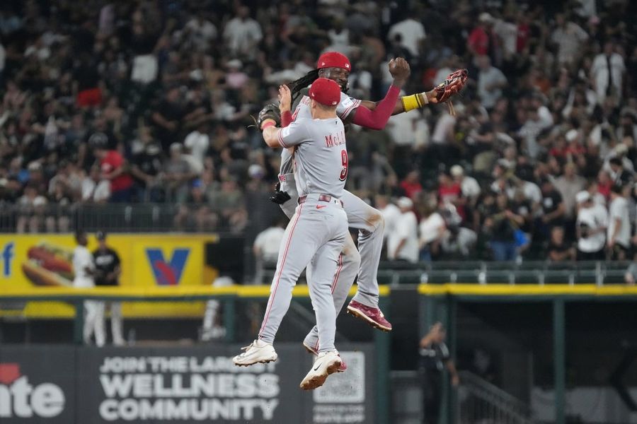 Reds carry attitude of never give up into game against White Sox