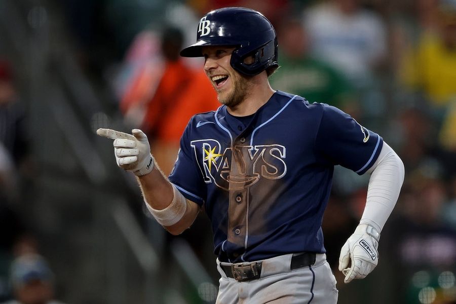 Taylor Walls belts 2 of Rays' 6 home runs in win over A's