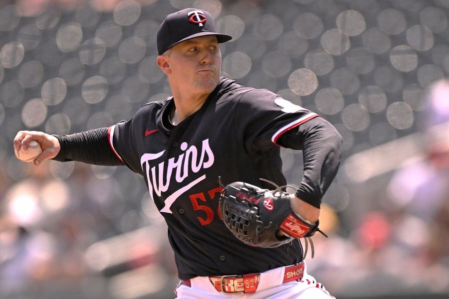 Four-run third fuels Twins past Orioles