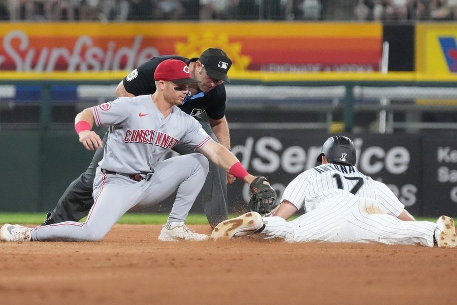 Reds-White Sox start moved up due to rain forecast