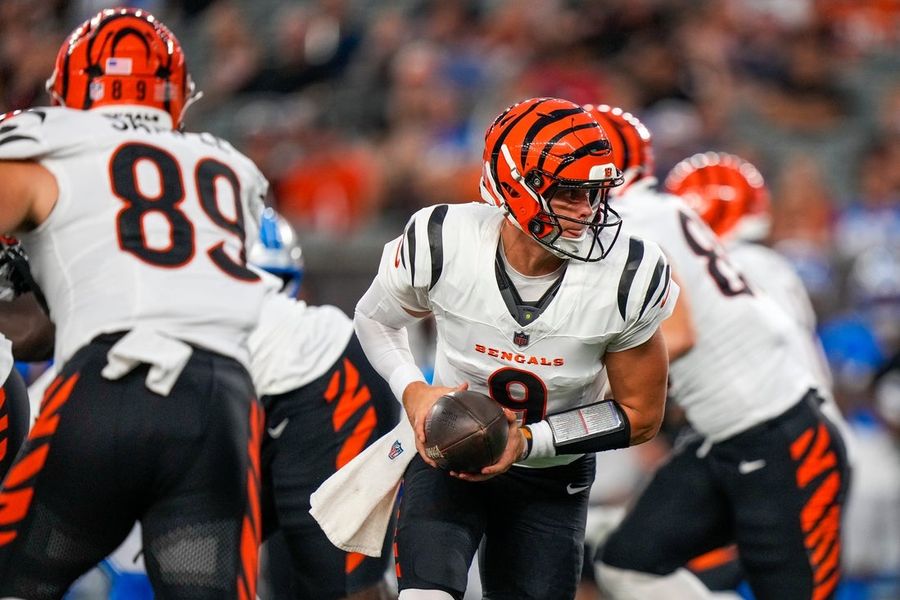 Resumen de la pretemporada de la NFL: Fernando Mendoza de los Raiders lanza un pase de touchdown en su debut.