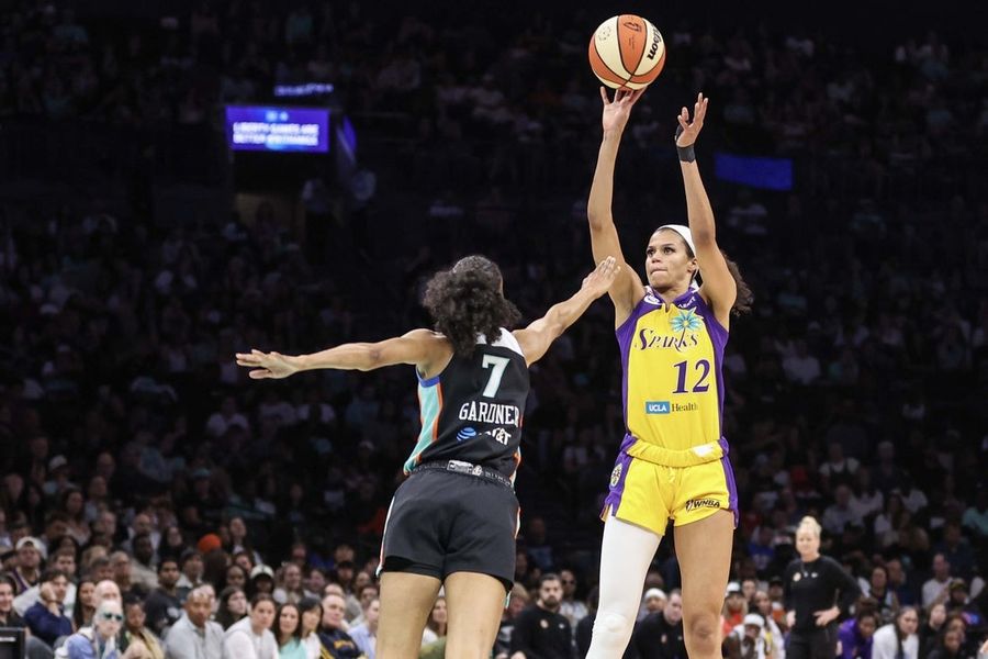 Sparks strive to get back in win column vs. Sun