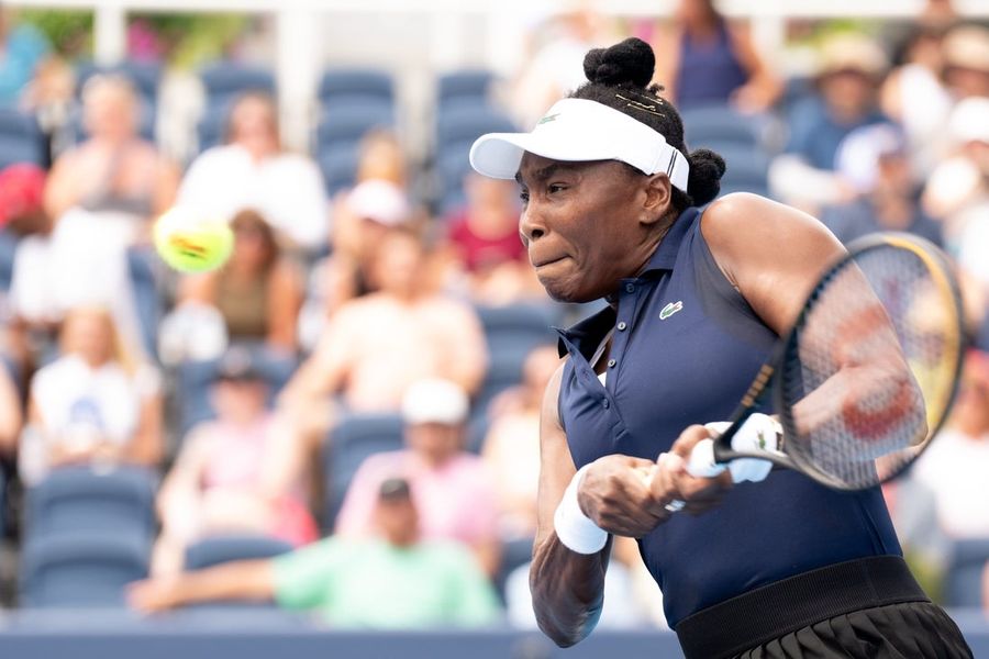 Emiliano Arango defeats Venus Williams in Cincinnati opener