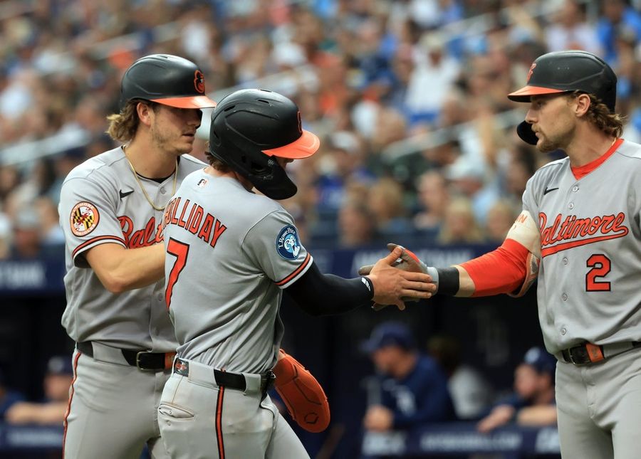 Orioles post 7-run sixth inning, top Rays