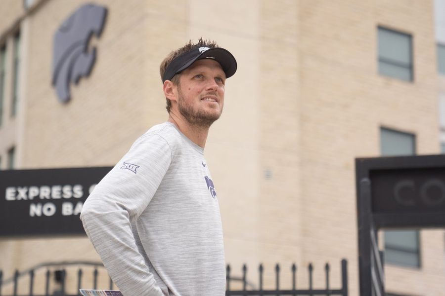 Collin Klein, técnico da nova geração do Kansas State, fará sua estreia contra Nicholls.