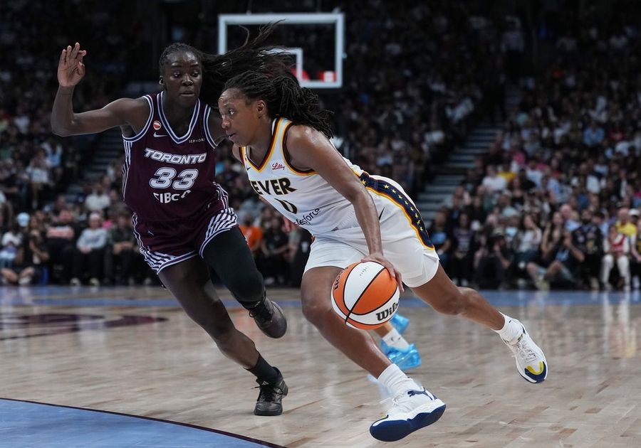 Kelsey Mitchell makes history in Fever's high-scoring win over Tempo